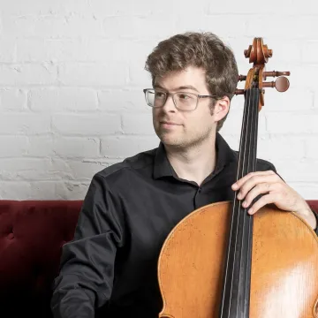 Cellist Nathaniel Pierce