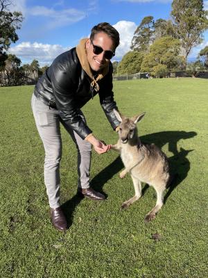 Blugold in Australia with a kangaroo