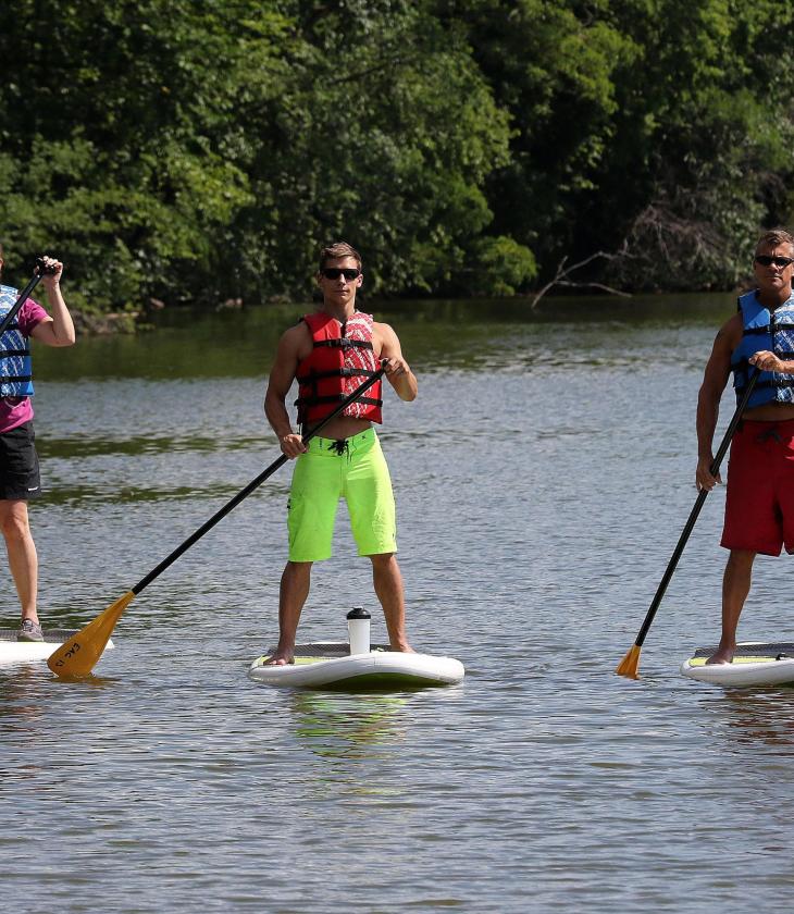 University Recreation paddleboarding class