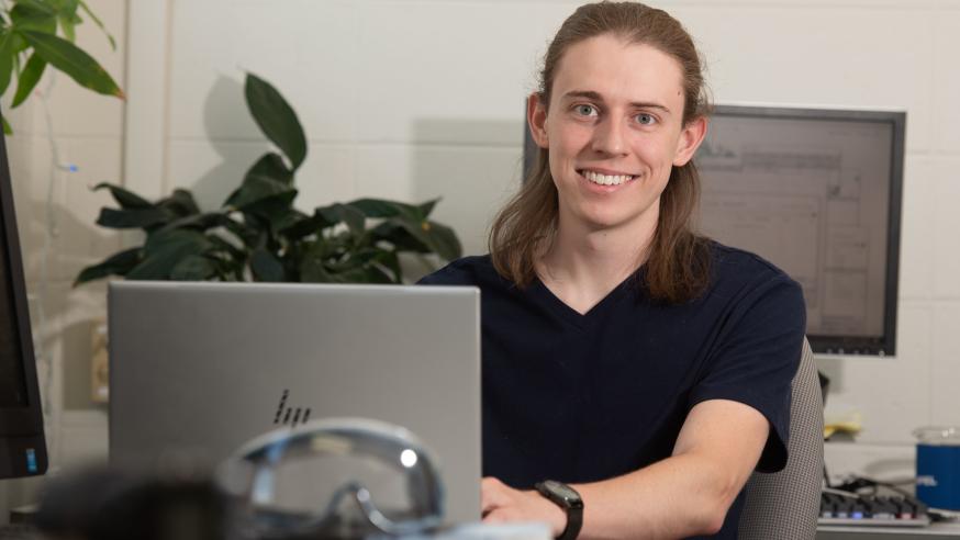 Carl Fossum, chemistry alumnus