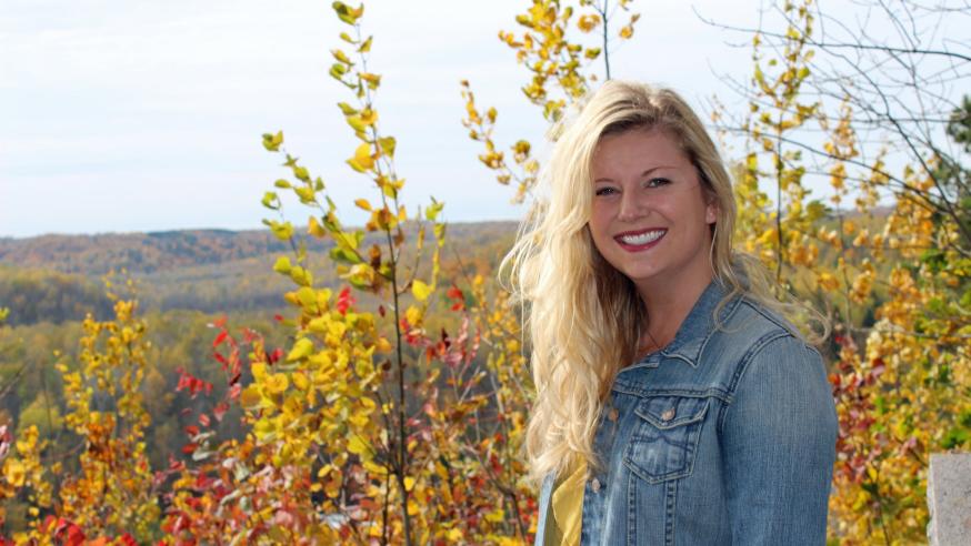 Alexis Abrahamsen CJ grad in public relations