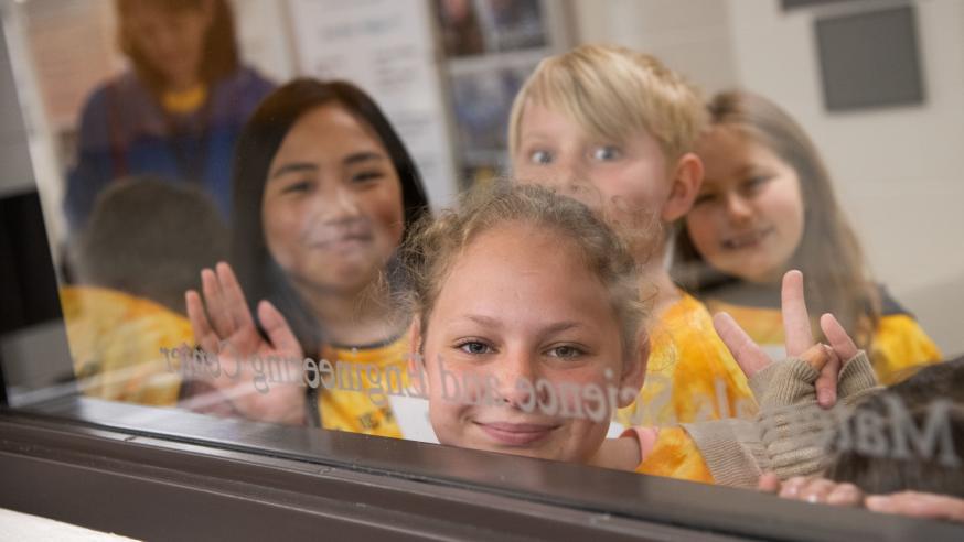 kids in the MatSci center