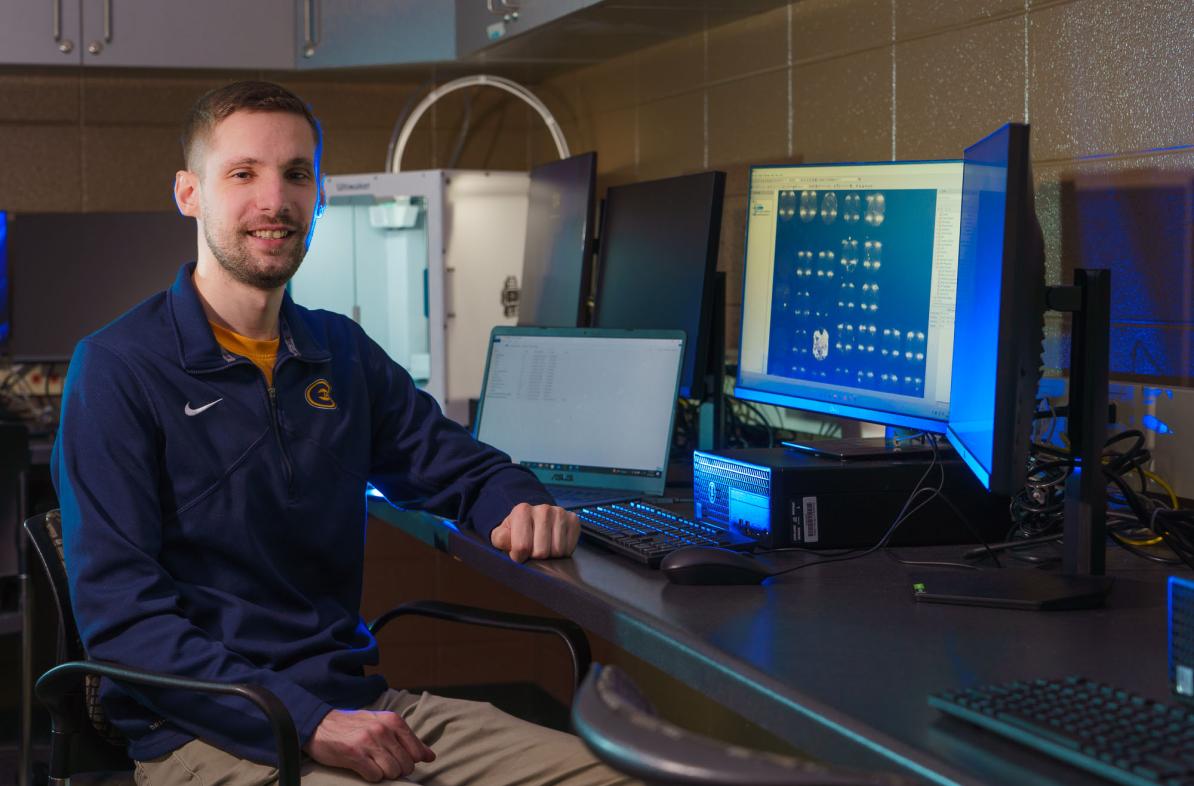 Jordan Langlois, a senior computer science major, is part of a UW-Eau Claire undergraduate research team that studied how machine learning was used to solve problems related to COVID-19.  (Photo by Bill Hoepner)